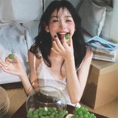 摸金笑尉